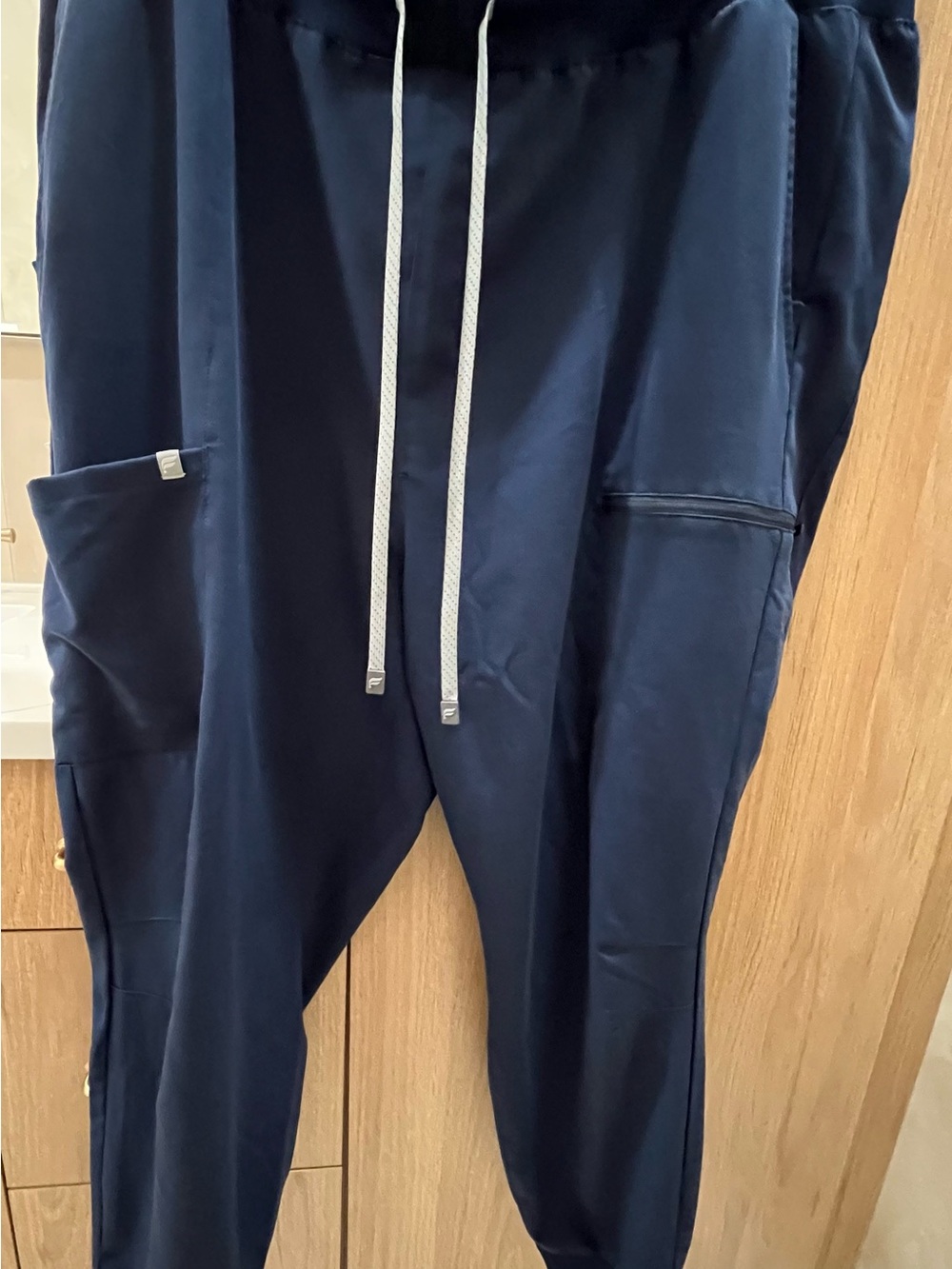 Fabletics High-Rise On-Call Scrub Jogger Pants – Navy – 3X Short 26 Inch Inseam